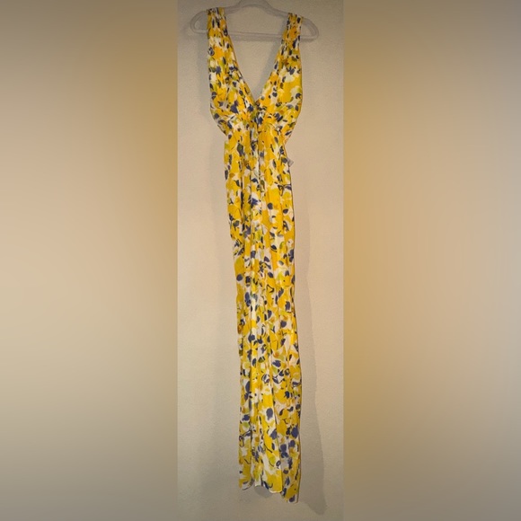 Ieena for Mac Duggal Wide-Leg Cross-Halter Jumpsuit - Picture 6 of 10